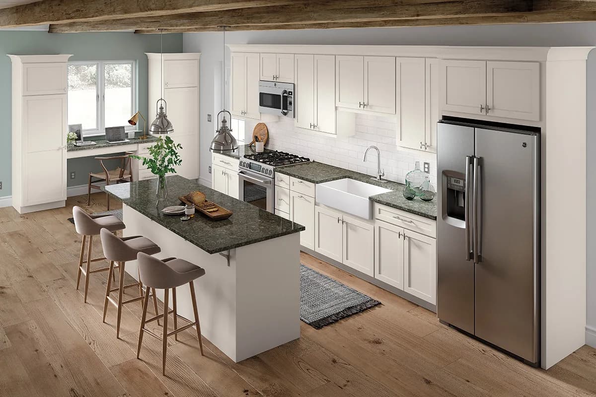 Mantra cabinetry, Spectra (clean transitional, 3" rail), Classic (timeless Shaker, 2¼" rail), Omni (modern Shaker, 2¼" rail full overlay).