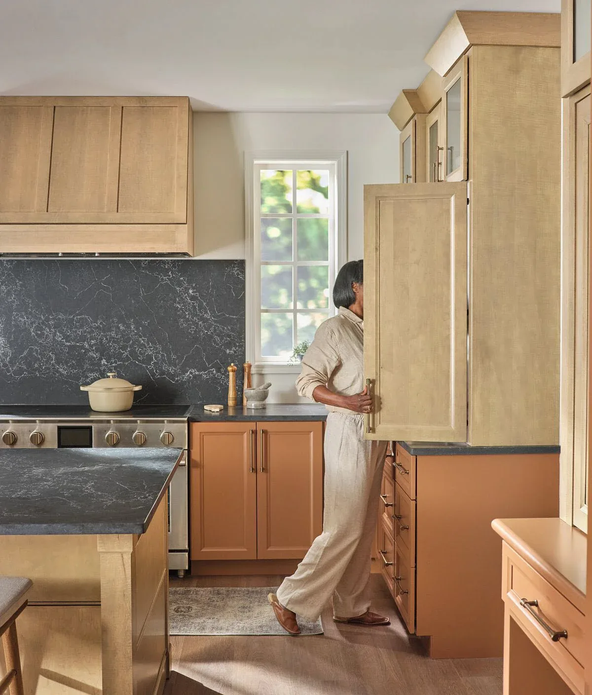 StarMark cabinetry, Abilene (Shaker, most popular), Manhattan (clean transitional), Roanoke and Fullerton (traditional raised panel), Gibraltar (mitered contemporary), Tama / Terra (painted MDF slab).