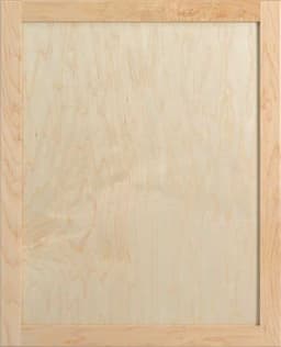 StarMark Layton door, shown in Natural on Maple